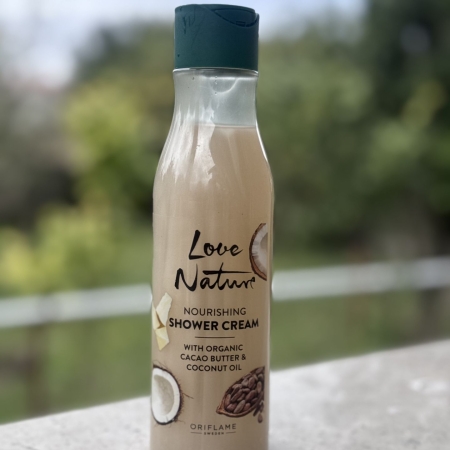 شامپو بدن فوم دار كاكائو و روغن نارگيل